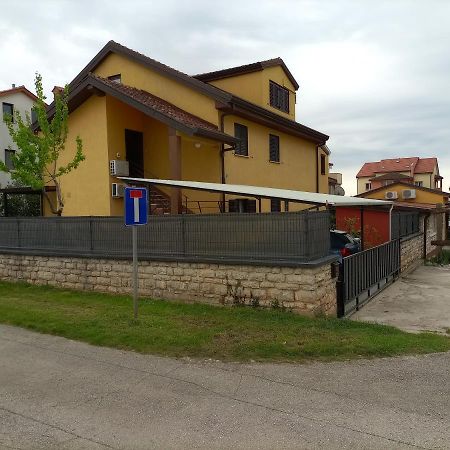 Apartments Ingrid Novigrad  ภายนอก รูปภาพ
