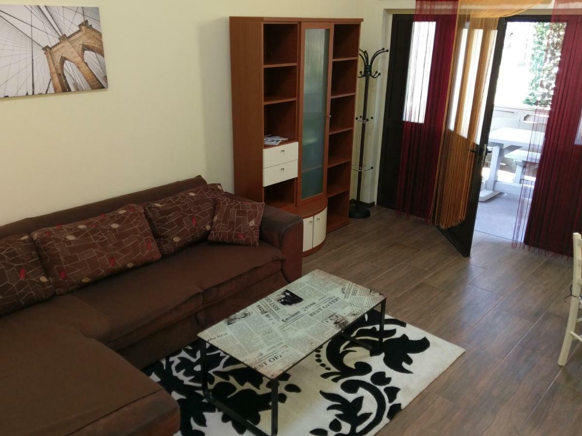 Apartments Ingrid Novigrad  ภายนอก รูปภาพ